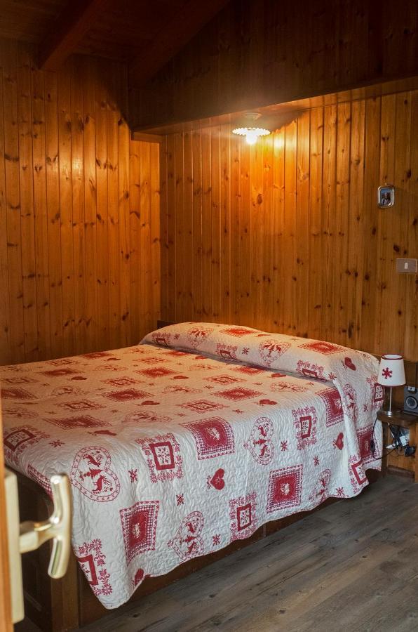 Chalet Indipendente In Centro A Валтурненче Екстериор снимка
